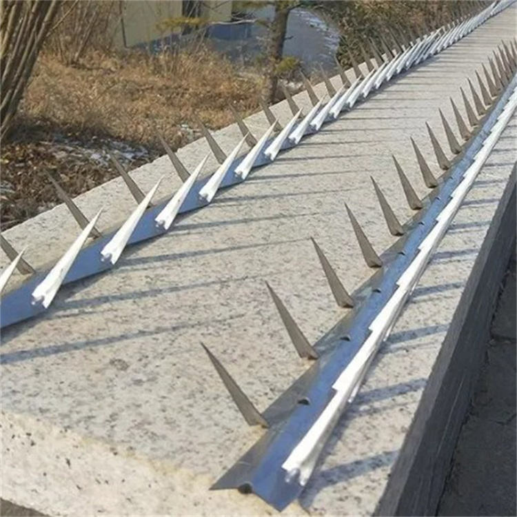Pole Climbing Spike